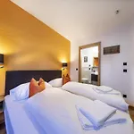 Alpine With Sauna And Balcony Chalet