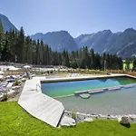 Alpine With Sauna And Balcony Chalet Neukirchen am Großvenediger