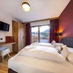 Chalet Alpine With Sauna And Balcony *