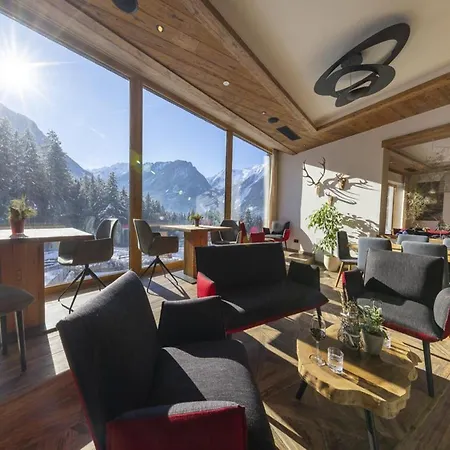 Alpine With Sauna And Balcony * Neukirchen am Großvenediger
