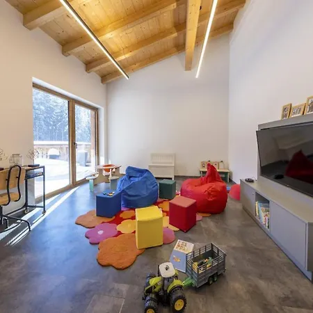 Chalet Alpine With Sauna And Balcony *