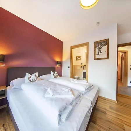 Alpine With Sauna And Balcony Chalet Neukirchen am Großvenediger