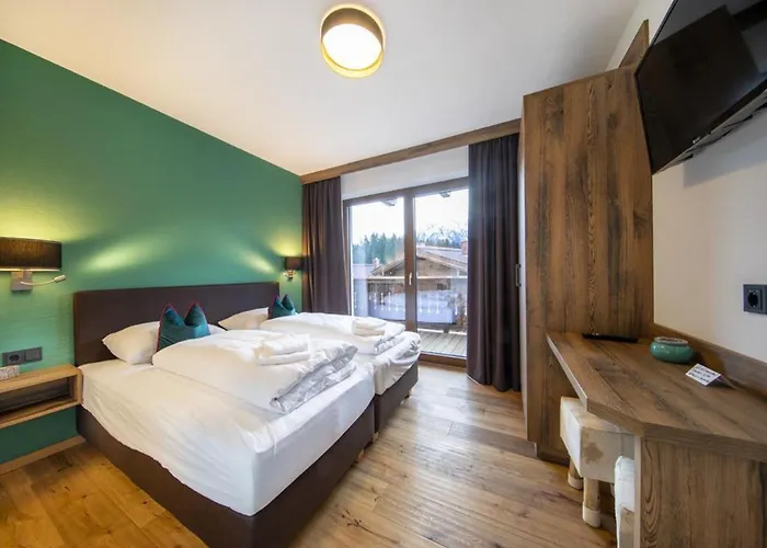 Alpine With Sauna And Balcony Chalet Neukirchen am Großvenediger