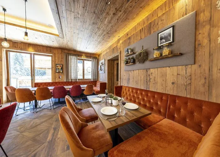 Alpine With Sauna And Balcony Neukirchen am Großvenediger